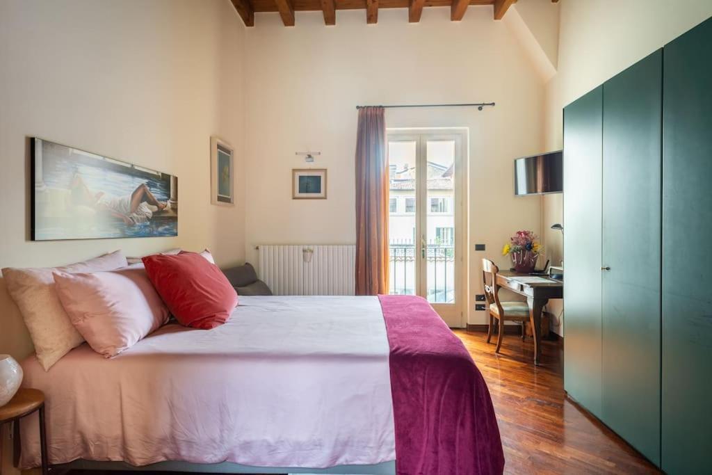 Duomo Apartment Brescia Luaran gambar