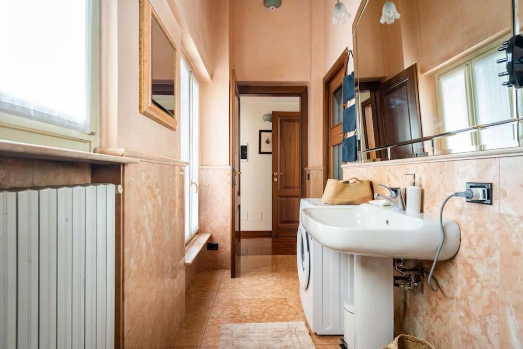 Duomo Apartment Brescia Luaran gambar